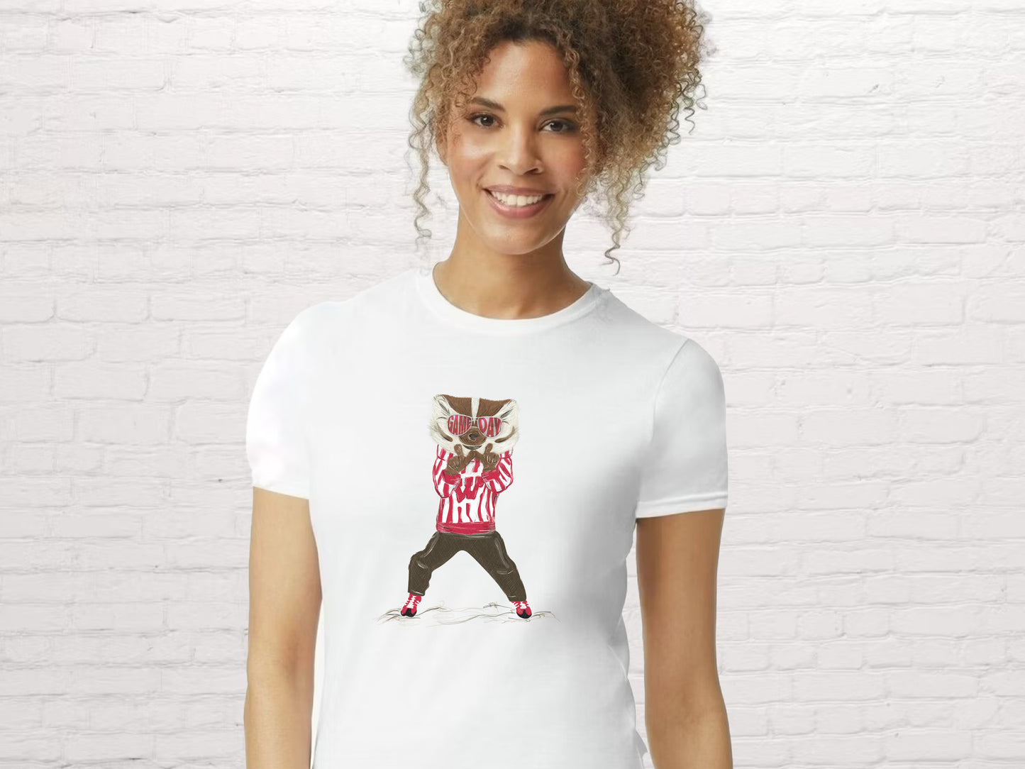 Women Fitted Wisconsin Game Day W Hand Sign Tee | Tees | Fitted Tshirt | Junior Women Sizing | Illustration | Wisconsin | Bucky Badger | UW